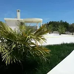 Вилла Luxury Villas Bachelors