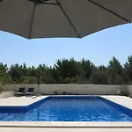 Luxury Villas Bachelors Вилла Водице