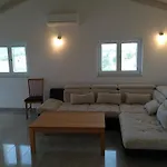 Вилла Luxury Villas Bachelors