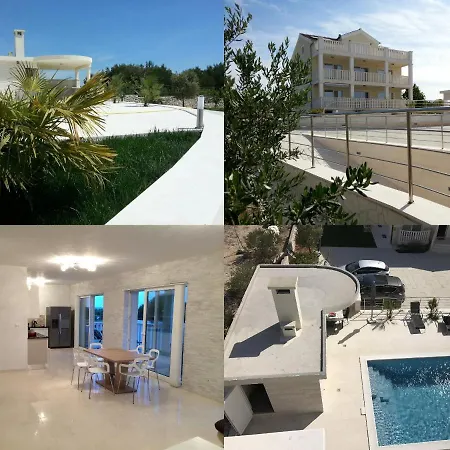 Luxury Villas Bachelors Vila *