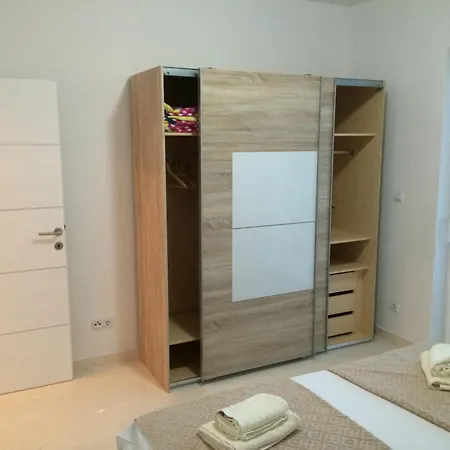 Luxury Villas Bachelors Vila *