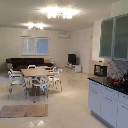 Luxury Villas Bachelors