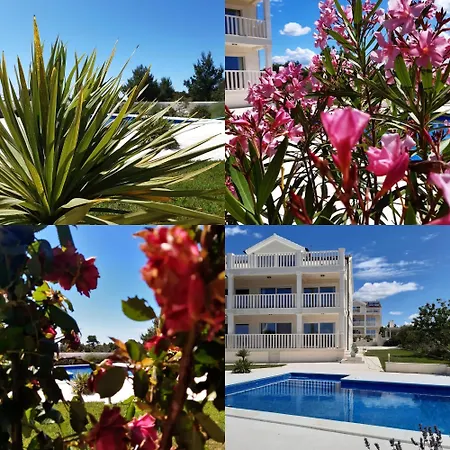 Luxury Villas Bachelors Водице