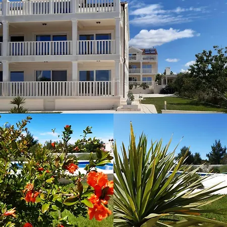 Вилла Luxury Villas Bachelors